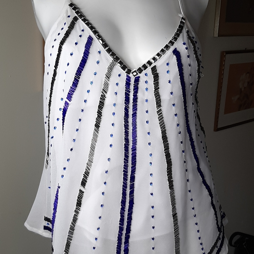 Guess strap top